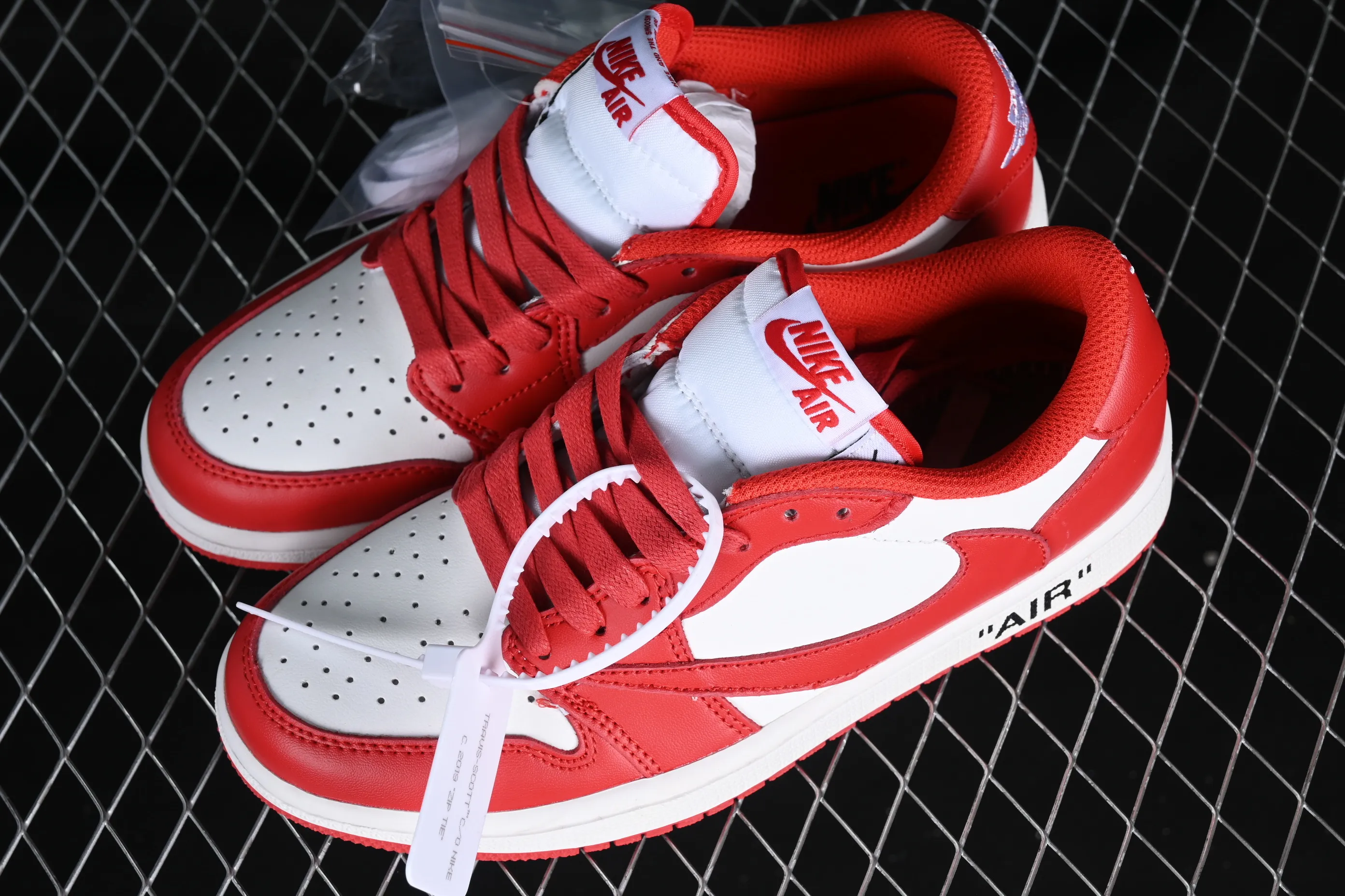 All categories Air Jordan Jordan series basketball shoes Air Jordan 1 Low Travis Scott x Air Jordan 1 Low OG AJ1 Joe 1 undercut low DM7890-103